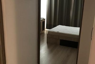 3 camere între metrou Unirii și Tineretului, Parcul Carol, vedere Casa Poporului - 11