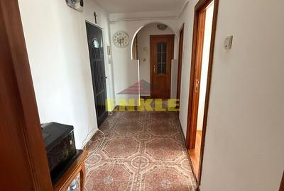 De vânzare apartament 2 camere decomandat – Zona Bucovina - 2