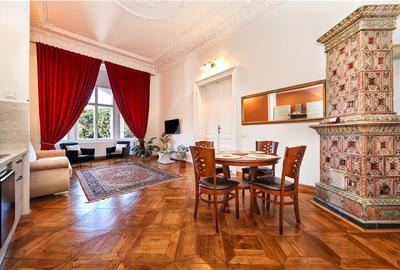 Apartament cu 2 camere semidecomandat în Centrul Istoric