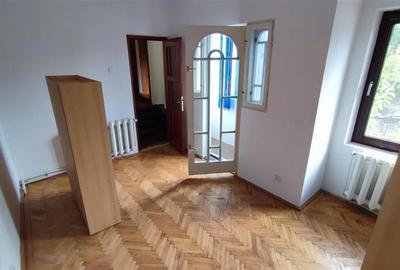 Casa P+E+ M teren 235 mp, pretabila - clinica, birouri, locuinta - Brazda lui No - 10