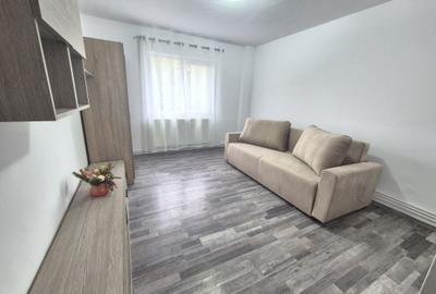 Inchiriere garsoniera decomandata Etajul 1  zona Astra Str.Sitarului - 6
