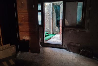 Casa 4 camere libera la vanzare zona Schei - 23