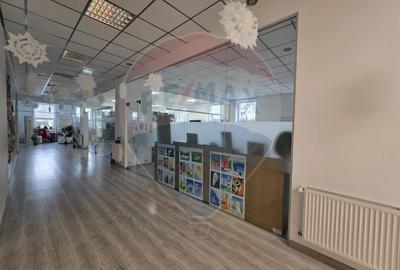 Spațiu de birouri de 1,780mp de vânzare în zona 13 Septembrie - 13