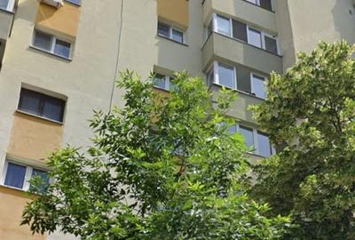 OBOR MOSILOR, IN PLAN SECUND, LANGA SCOALA 307, METROUL LA 2MIN - 1