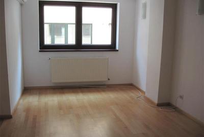 4 CAMERE, FOARTE SPATIOS, PENTRU LOCUIT SAU FIRMA - 2