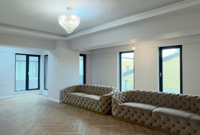 Închiriez Apartament 3camere - Baneasa   Aerogari - 1