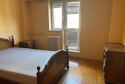 Proprietar, bld. Octavian Goga, 2 camere, decomandat - 6