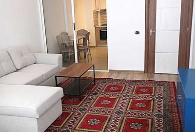 Apartament cu 2 camere decomandat, mobilat în Tractorul