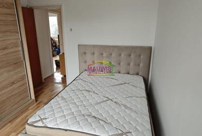 Vand apartament 3 camere Piata Straduintei - Niculitel - 3