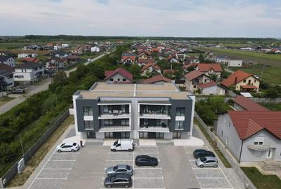 Apartament cu 3 camere semidecomandat în Moșnița Nouă