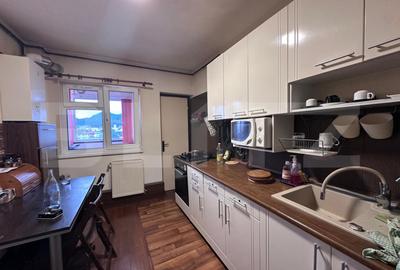 Apartament 4 camere, 2 băi, 2 balcoane, 92 mp, loc de parcare, zona Astra - 3