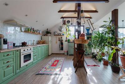 Vila de Vis cu Panorama Spectaculoasa ,INDEPENDENTA  ENERGETIC -Bucium - 39