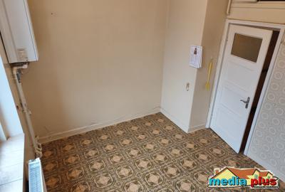 De vânzare apartament 2 camere decomandat – zona centrală, str. Domnească - 4