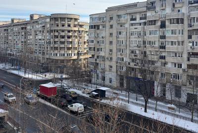 Apartament cu 2 camere decomandat în Decebal