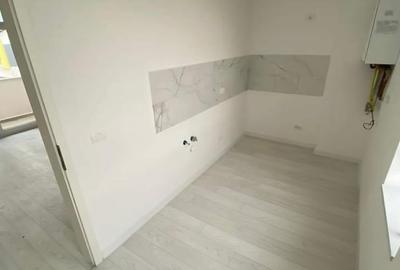 Vând apartament 3 camere - 5