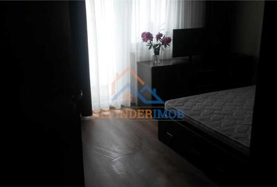 Apartament de vanzare cu 3 camere, zona Sebastian - Vulcan Center - 3