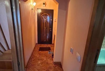 - Apartament 1 camera, zona Vidin, etaj 1 - 5
