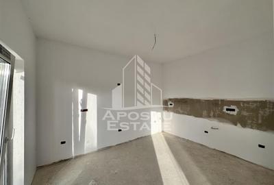 Jumatate de duplex cu 5 camere de vanzare, despartit, Dumbravita - 4