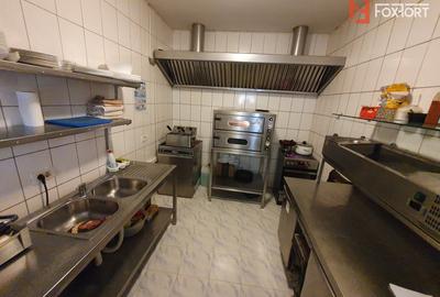 Spatiu comercial cu 4 incaperi de vanzare in Denta, zona Central - 12
