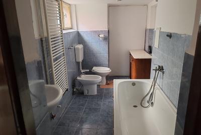 Casa 4 camere libera la vanzare zona Schei - 12