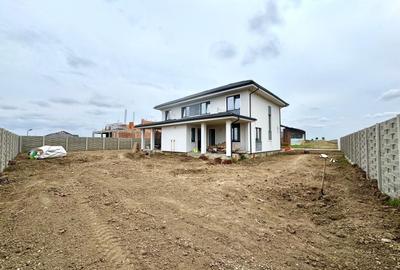 Duplex cu 4 camere în Săcălaz