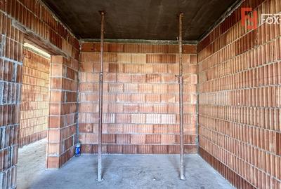 Duplex 4 camere pe parter + perete dublu despartitor - Sanandrei - 9