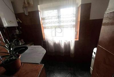 Soarelui - 2 Camere - Etaj intermediar - Centrala proprie - Decomandat - 4