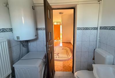 Casa 6 camere  Jud. Dâmbovița,Com. Corbii Mari,Satu Nou,Str. Troiței nr. 6, - 60