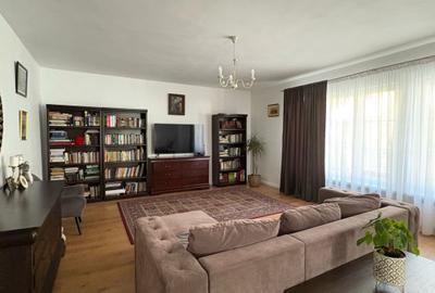 Casa deosebita in centru Piatra Neamt - 8