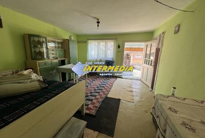 OKAZIE! Casa in Cricau 3 Camere 1300 mp. Curte Teren Fantana Utilitati Asfalt - 18