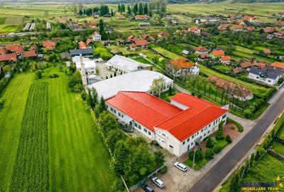 Spațiu comercial, de 4,560 mp, în Brețcu