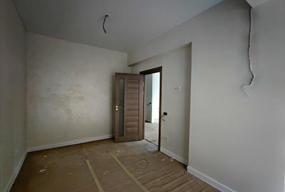 Apartament cu 3 camere si loc de parcare de vanzare in Tomis Plus - 7