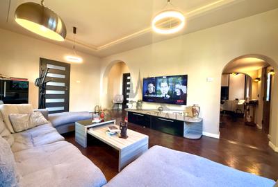 Casă individuală cu 5 camere în Primăverii