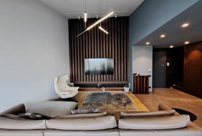 APARTAMENT 8 CAMERE CU SCARA INTERIOARA TIP LOFT -ULTRA LUX - 8