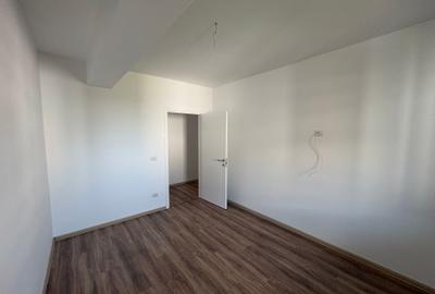 Apartament 3 camere - bloc nou - etaj 3/5 - 8