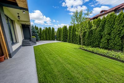 Casa + Garaj ( hală )  * FĂRĂ COMISION * Cu mutare pe loc * - 10