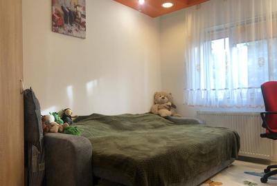 Apartament spatios cu 4 camere si 2 balcoane zona Noua - 8