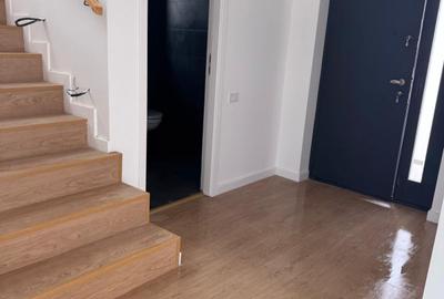 Casă cu 4 camere în Berceni