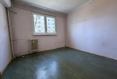 2 camere – etaj 2 – bloc reabilitat – IDEAL INVESTITIE / renovare | Str. Luica - 10