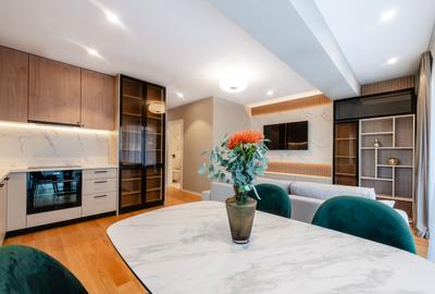 Apartament cu 4 camere decomandat în Floreasca