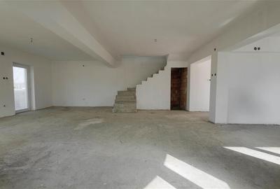 Casa spatioasa cu etaj si curte în Ghimbav - 8