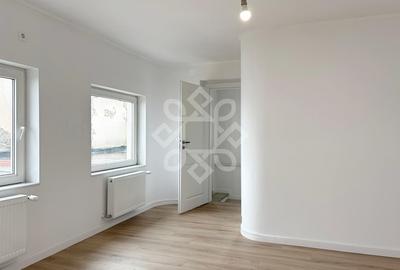 Apartament pe doua niveluri cu terasa, strada Vasile Alecsandri - 13