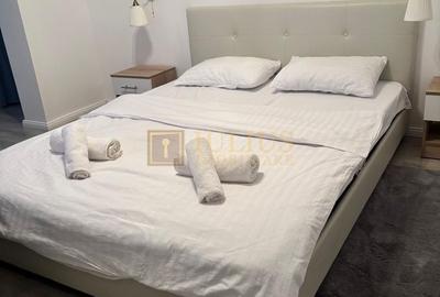 Apartament cu 2 camere semidecomandat, mobilat în Central