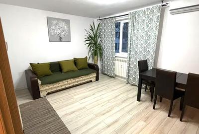Apartament cu 3 camere decomandat în Drumul Taberei