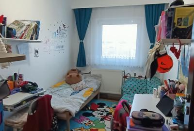 Apartament 3 camere DECOMANDAT, Piata Alexandru cel Bun ! - 14