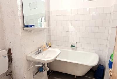 Apartament cu 3 camere, etaj 1 (parter cu demisol), VASLUI zona CENTRU; - 9