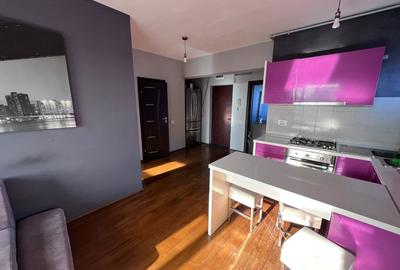 Apartament cu 3 camere decomandat, mobilat în Delfinariu