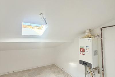 Spatiu pretabul birouri, Salon, Studio in  Mansarda Piata Romana - 5