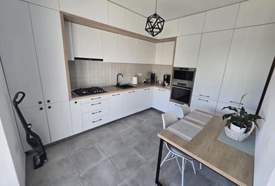 De închiriat – Duplex 1/2 în Moșnița Nouă - 600 €/lună - 8