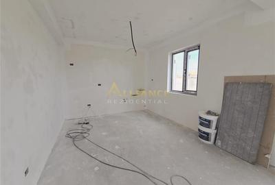Vila individuala- 155.000 euro- 4 camere- 360mp teren - 8